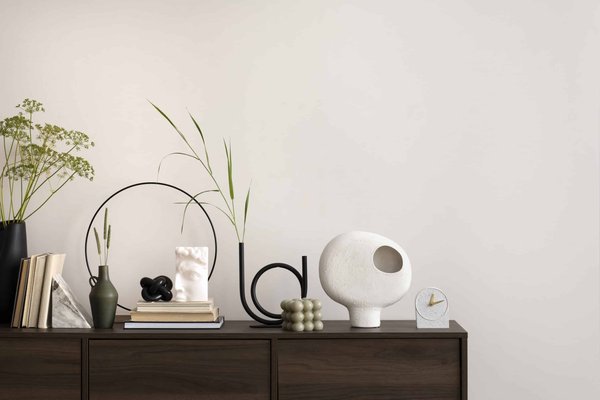 Quels styles de boucles d'oreilles sont recommandés pour les visages longs?